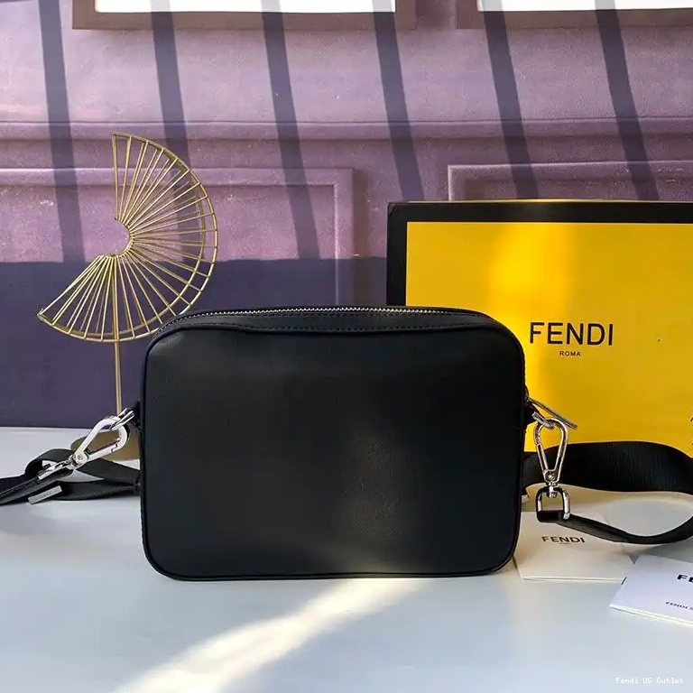 Cheap Camera In Calf ROMA Leather Fendi Logo Compact Case Black 0420 HOT SALE
